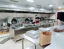 成都知名芭乐视频官网下载在线播放设备厂家和你聊聊夏天商用芭乐视频官网下载在线播放如何降温